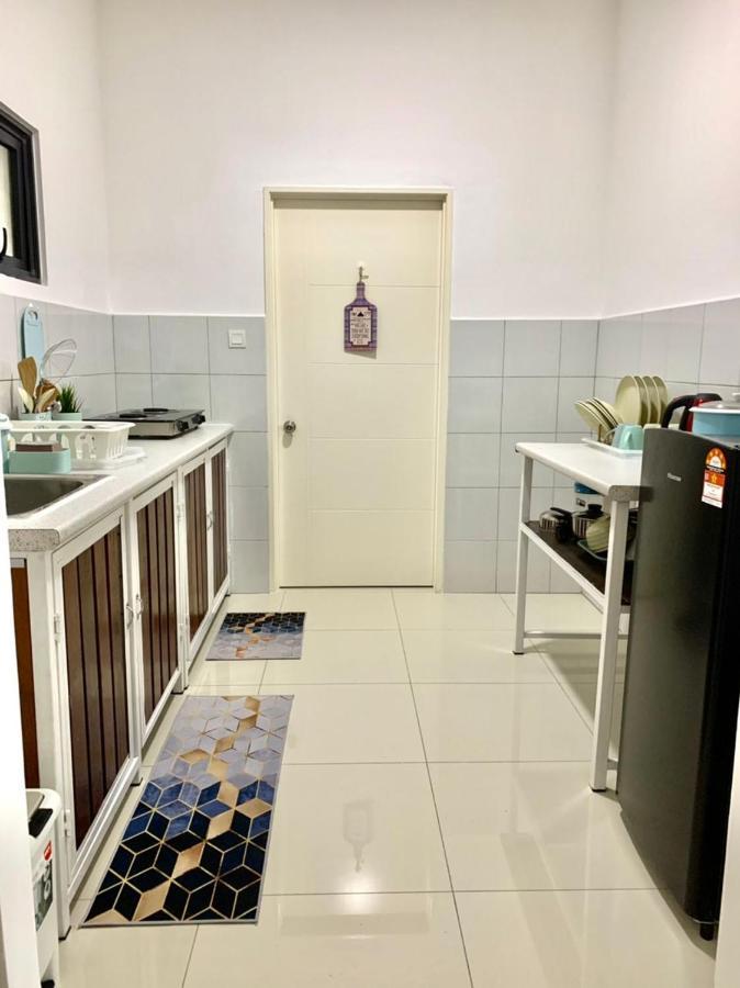 Bunga Homestay Sea View Kuala Terengganu Exterior photo
