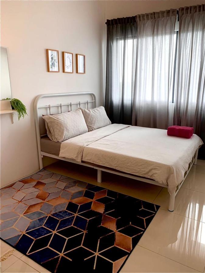 Bunga Homestay Sea View Kuala Terengganu Exterior photo